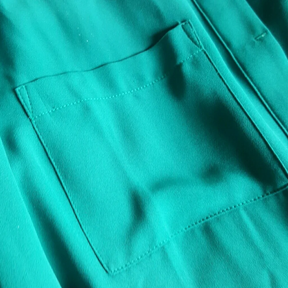 Ann Taylor Loft green chiffon blouse - Picture 4 of 5